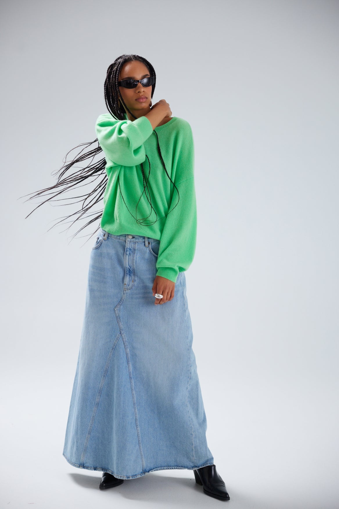 MILEY BOYFRIEND CREW 